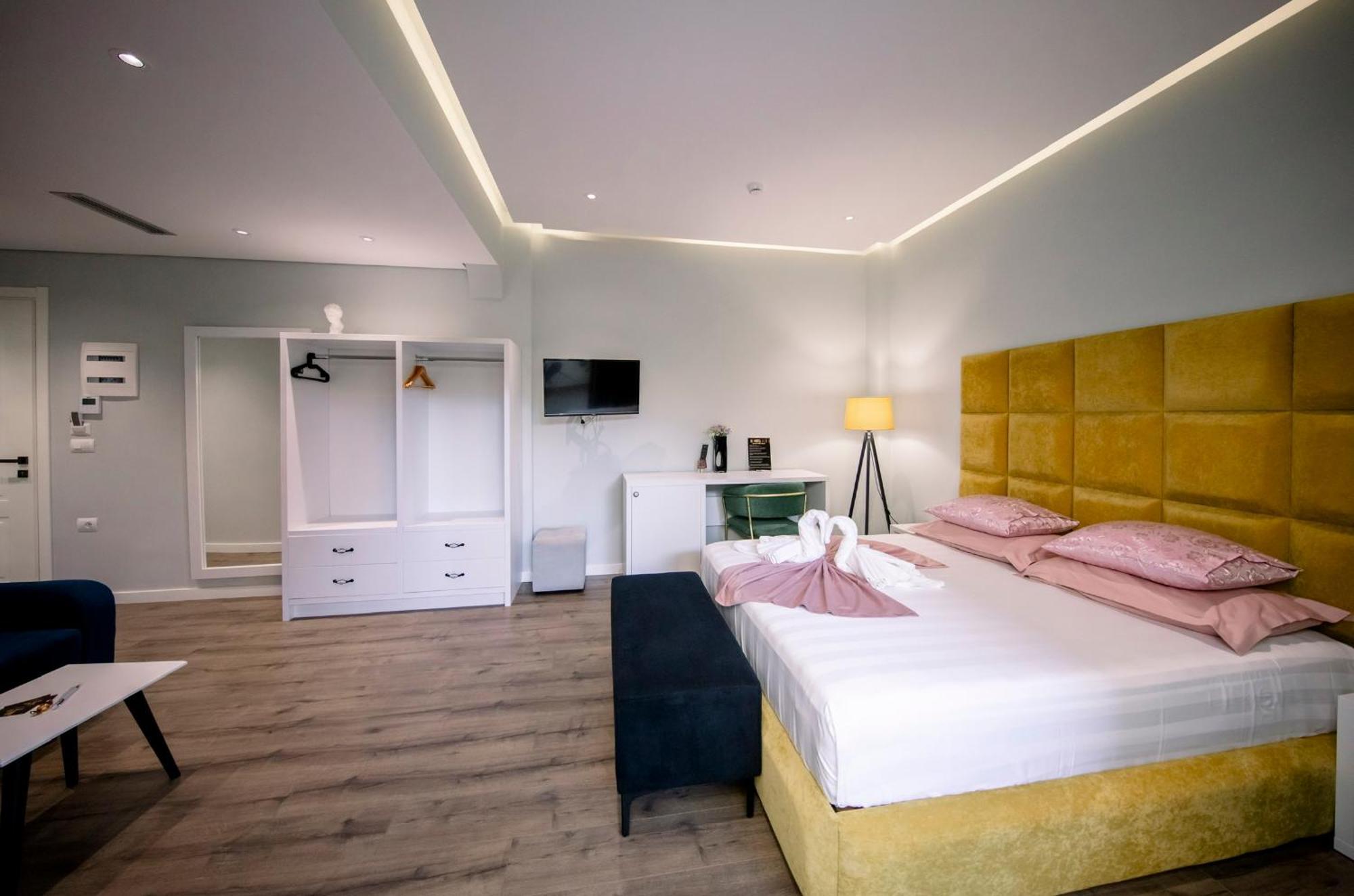 Hotel Olsi Саранда Экстерьер фото