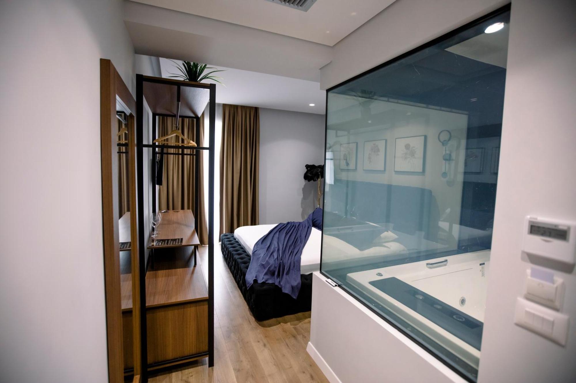 Hotel Olsi Саранда Экстерьер фото