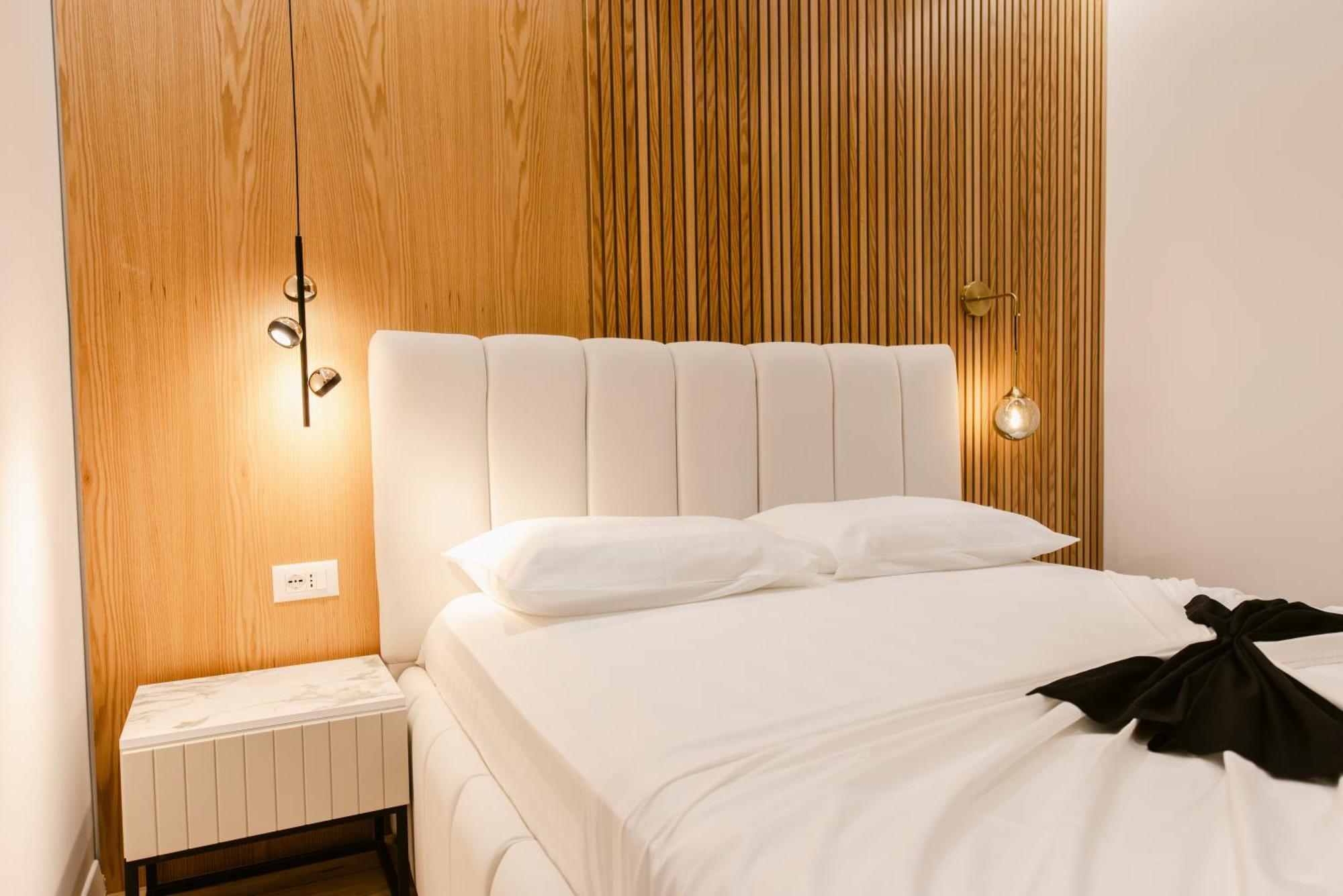 Hotel Olsi Саранда Экстерьер фото